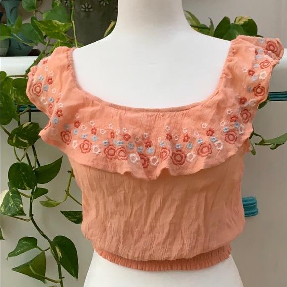 Melon colored crop top, Ruffled flloral embroidered bodice, Boho Style Crop Top - Picture 1 of 8